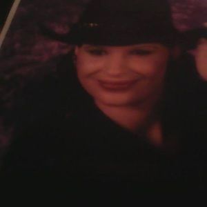 Meet your Posher, Melinda locklear